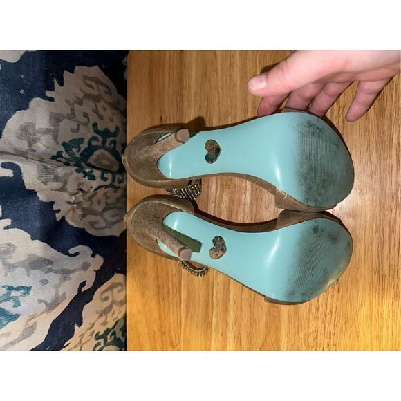 Betsey Johnson Bedazzled Ankle Strap Heels, Size 8.5 - Picture 6 of 8